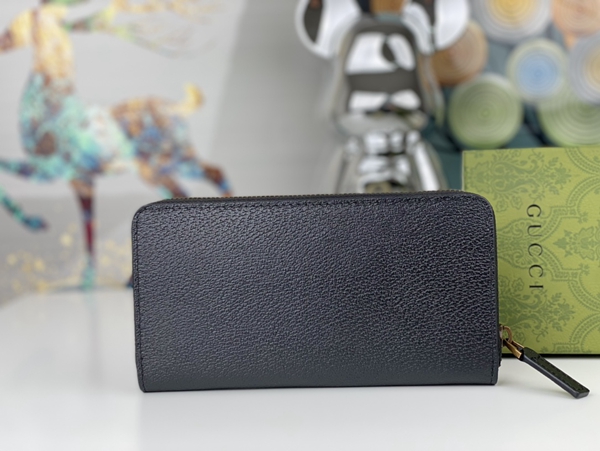 グッチ財布コピー背面デザイン